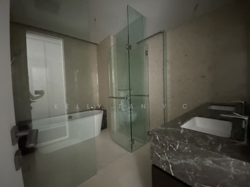 Service Residence for Rent at Crown Residences @ Pavilion Damansara Heights - Kelly Tan Y.C - Bathroom - PropertyGuru.com.my