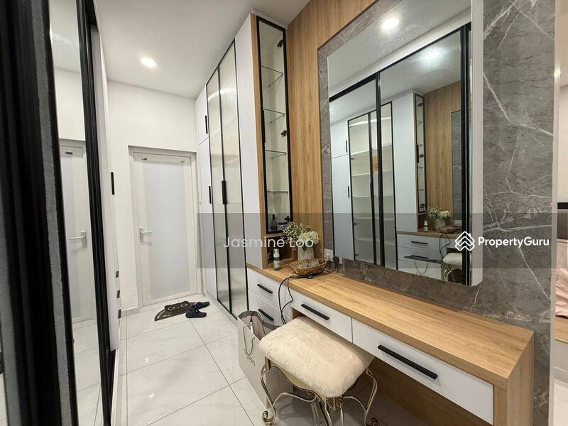 2-storey Terraced House for Sale in Taman Bagan (Butterworth) - Jasmine Loo - Wardrobe - PropertyGuru.com.my