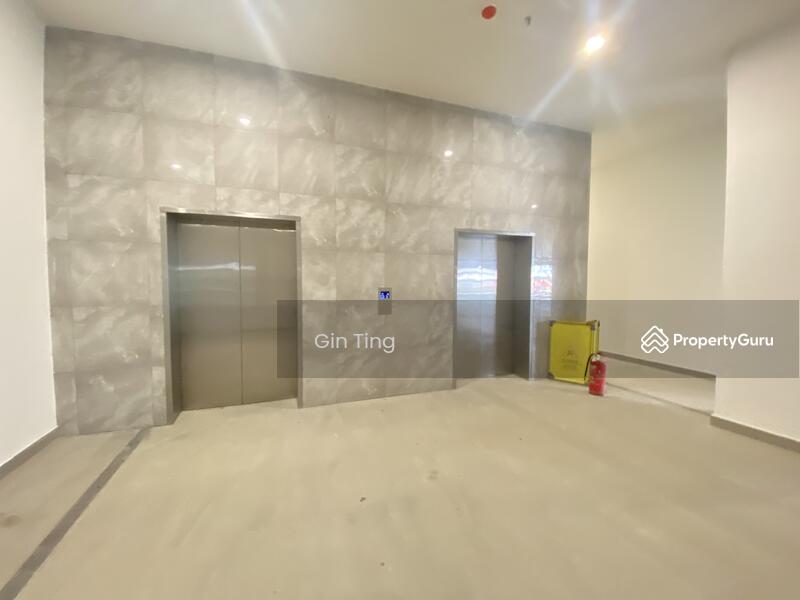 For Rent - Atwater Corporate Office Tower, Section 13