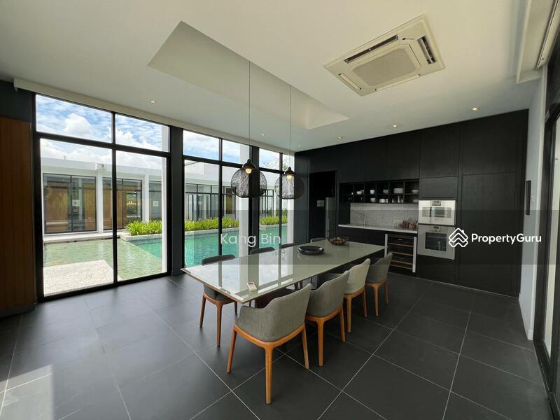 Rumah Banglo untuk Dijual di Leisure Farm (Gelang Patah) - Kang Bin - Kitchen - PropertyGuru.com.my