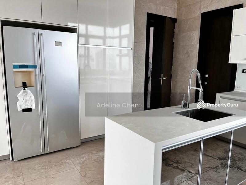 Dry Kitchen 