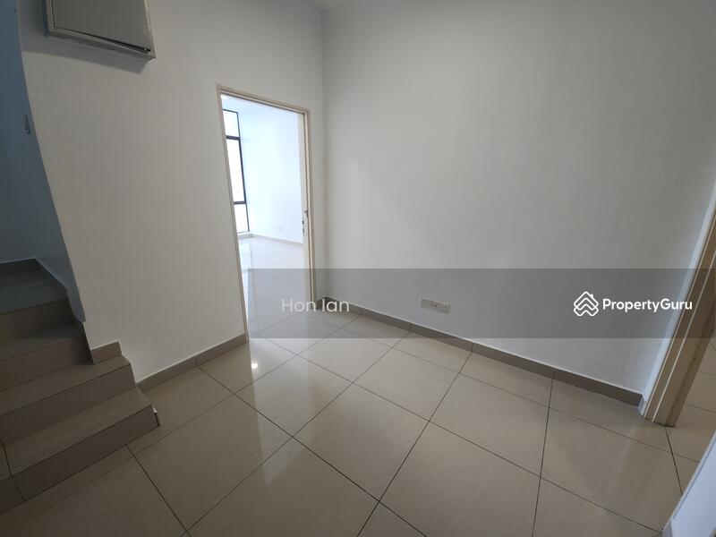 Rumah Teres 3 Tingkat untuk Dijual di Kinrara Residence (Puchong) - Hon Ian - PropertyGuru.com.my