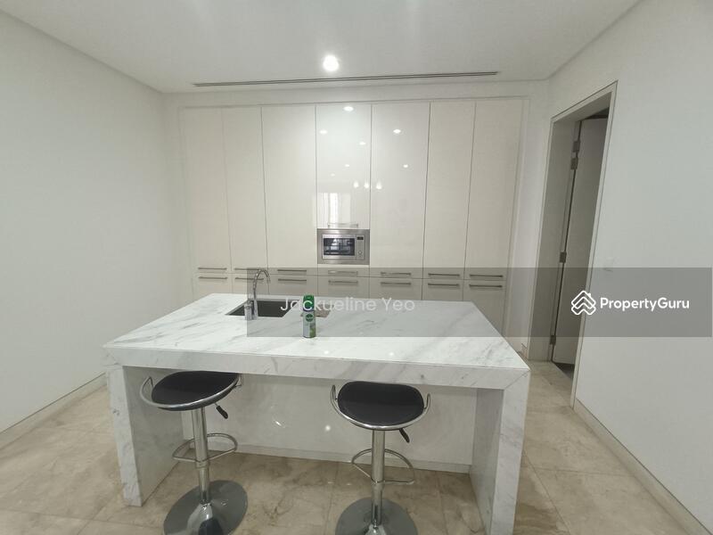 Dry Kitchen