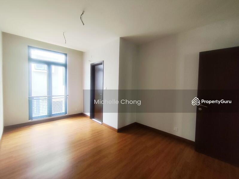 3-storey Terraced House for Sale in Denai Alam (Shah Alam) - Michelle Chong - Room 3 - PropertyGuru.com.my