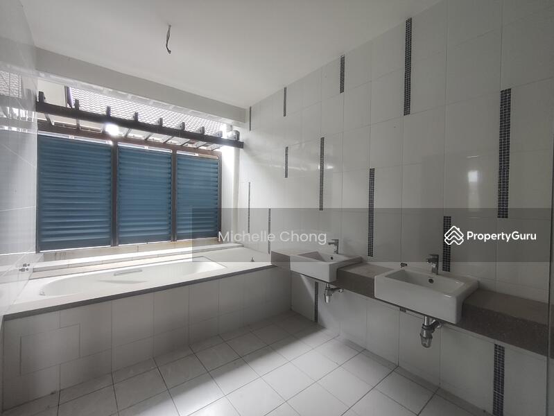 3-storey Terraced House for Sale in Denai Alam (Shah Alam) - Michelle Chong - Bathroom - PropertyGuru.com.my