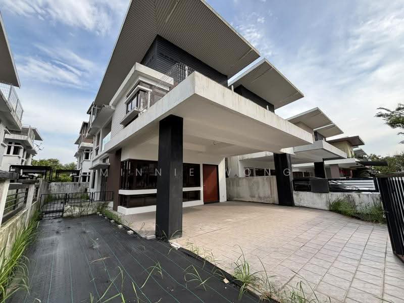 Semi-Detached House for Sale in Rawang (Selangor) - Minnie Wong - Exterior - PropertyGuru.com.my