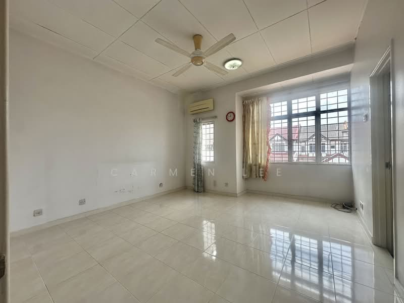 USJ 11 untuk Untuk Dijual - RM 1,050,000, Mac 2026 - Living Room - PropertyGuru.com.my