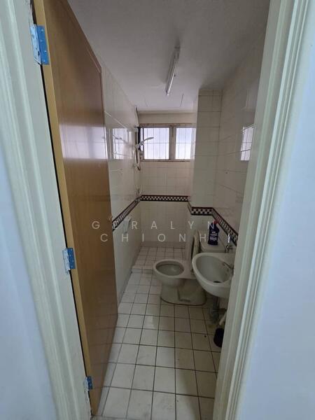 Puncak Athenaeum untuk Untuk Dijual - RM 350,000, Mac 2026 - Bathroom - PropertyGuru.com.my