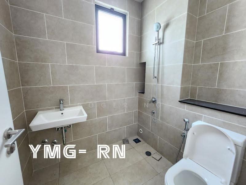 Rumah Berkembar untuk Dijual di Setia Eco Park (Setia Alam) - Roger Ng - Bathroom - PropertyGuru.com.my