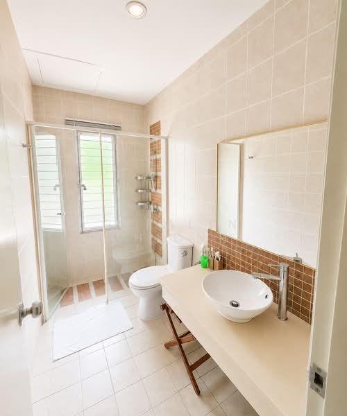 Rumah Bandar untuk Dijual di Sunway Damansara (Kota Damansara) - Geralyn Chionh - Bathroom - PropertyGuru.com.my