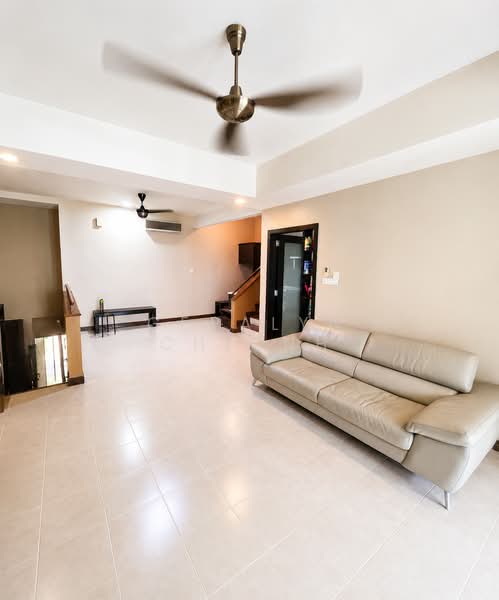 Rumah Bandar untuk Dijual di Sunway Damansara (Kota Damansara) - Geralyn Chionh - Living Room - PropertyGuru.com.my