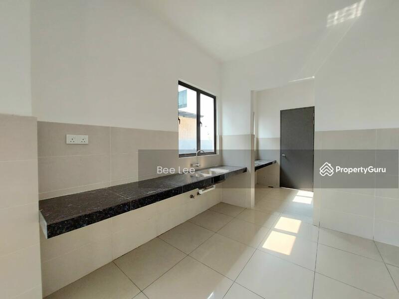 Cluster House for Rent in Seksyen U13 (Setia Alam) - Bee Lee - Kitchen - PropertyGuru.com.my