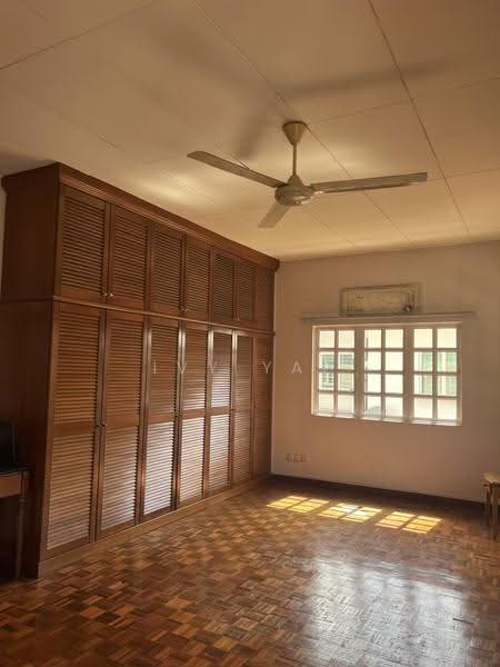 Semi-Detached House for Sale in Kelana Jaya (Petaling Jaya) - Ivy Yap - Bedroom 1 - PropertyGuru.com.my