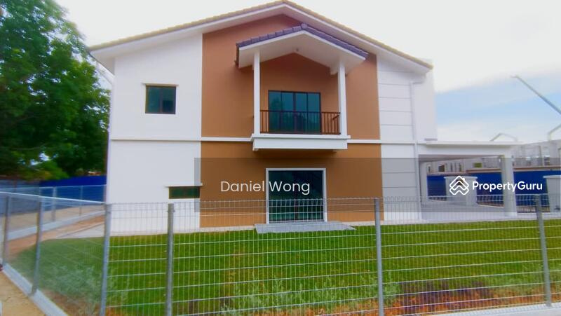 2-storey Terraced House for Sale in Serdang Raya (Seri Kembangan) - Daniel Wong - Exterior - PropertyGuru.com.my