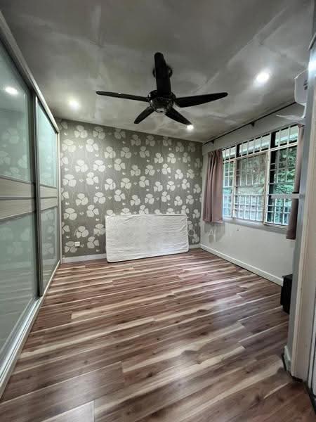 Pangsapuri untuk Dijual di Asia Heights - Anna Koay - Master Bedroom - PropertyGuru.com.my