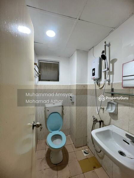 Apartment for Sale at Flora Damansara Apartment - Muhammad Amsyar Mohamad Azhar - Bathroom - PropertyGuru.com.my