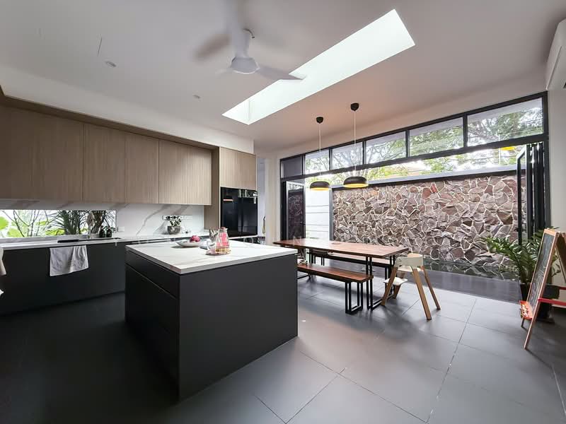Semi-Detached House for Sale in Kota Kemuning (Shah Alam) - Yong Qin Choo - Kitchen - PropertyGuru.com.my
