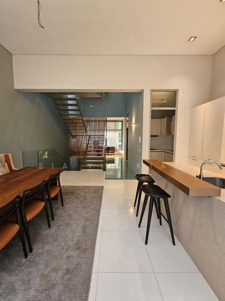 Semi-Detached House for Rent in Taman U Thant (Ampang) - Sia Yik Kiat - Dining Room - PropertyGuru.com.my