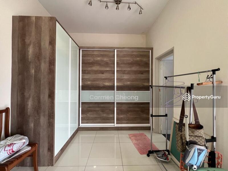 Master room wardrobe 