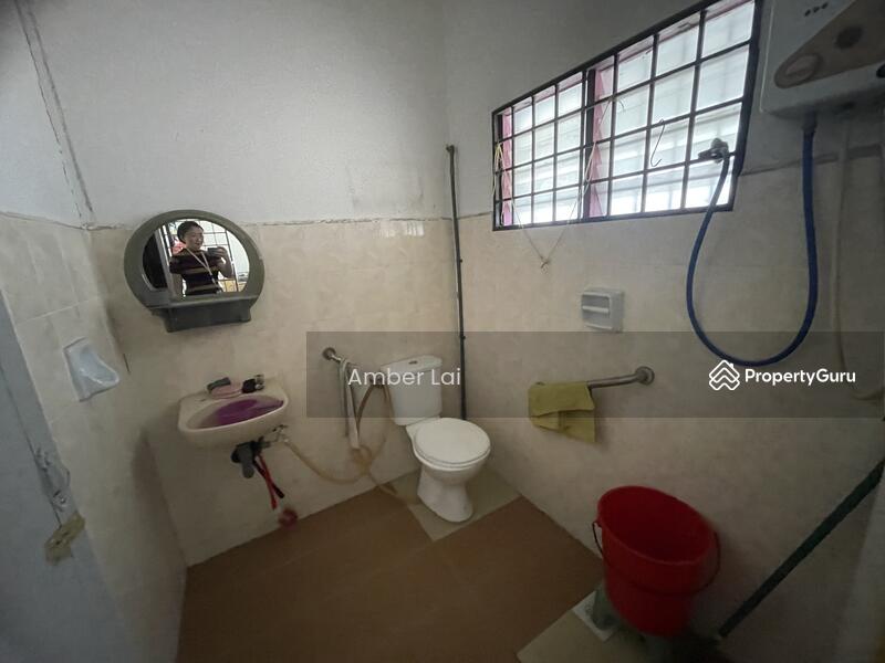 Untuk Dijual - jalan bernam 6 ,taman bernam fasa 2 tanjung malim 35900 perak