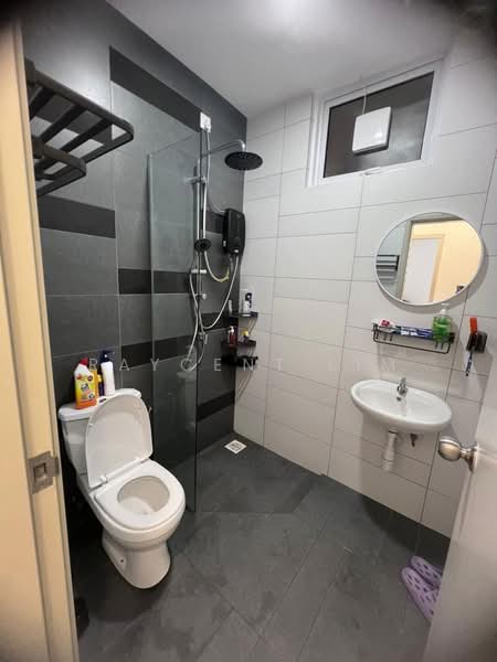 Kondominium untuk Disewa di The Sky @ Tripark - Raycent Lim - Bathroom - PropertyGuru.com.my