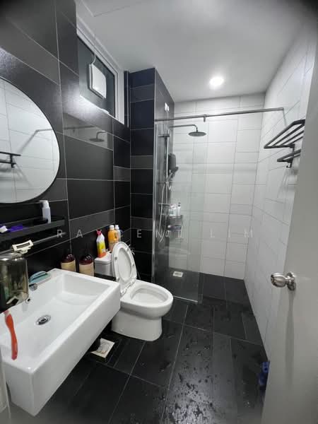 Kondominium untuk Disewa di The Sky @ Tripark - Raycent Lim - Bathroom - PropertyGuru.com.my
