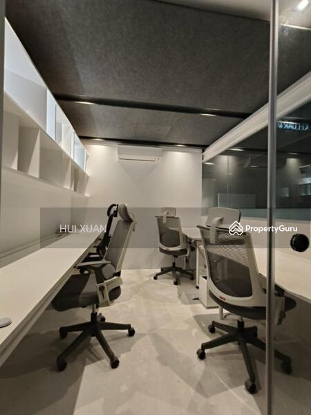 Hotdesk (Sharing Room)