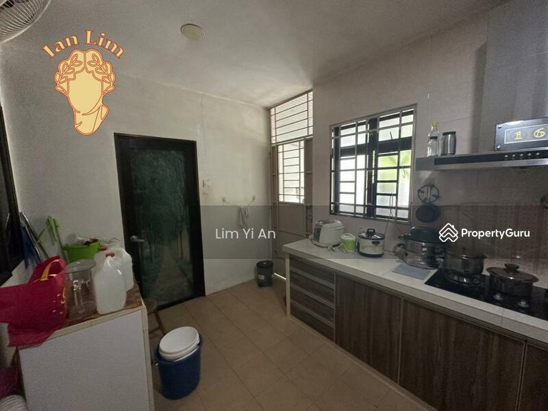 Rumah Berkembar untuk Dijual di Sungai Nibong (Bayan Lepas) - Lim Yi An - Kitchen - PropertyGuru.com.my