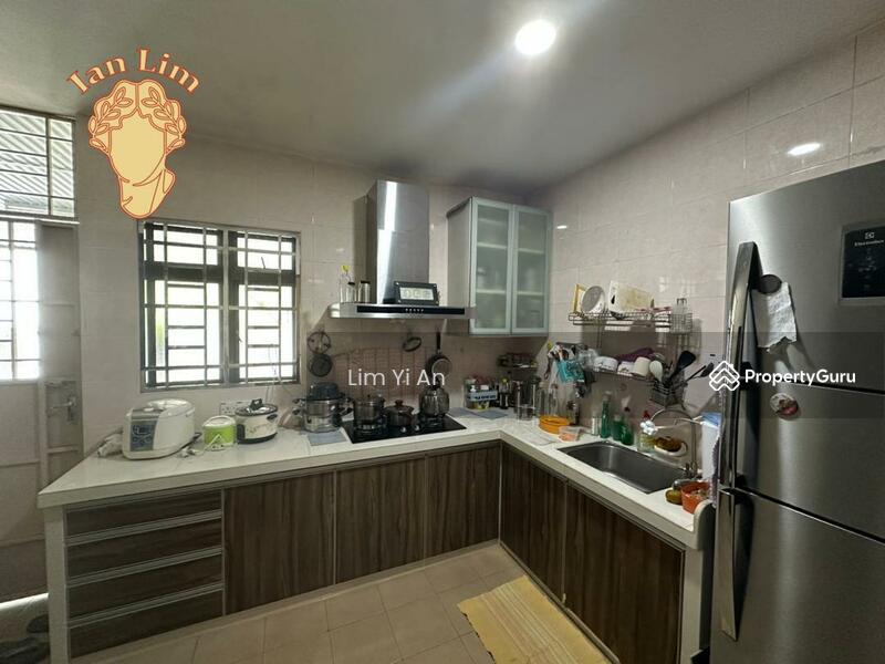 Rumah Berkembar untuk Dijual di Sungai Nibong (Bayan Lepas) - Lim Yi An - Kitchen - PropertyGuru.com.my