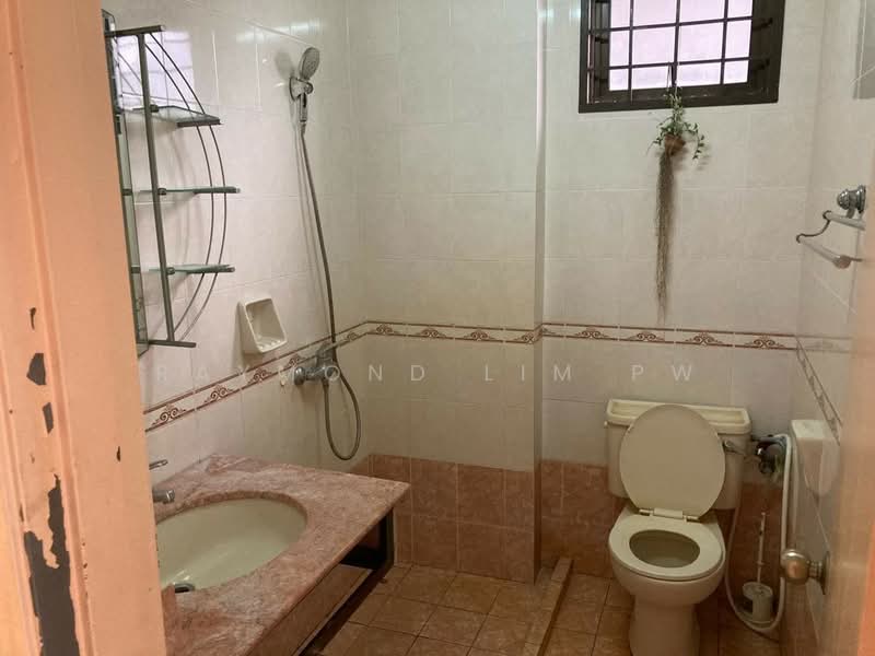 Cheng Heights untuk Untuk Dijual - RM 260,000, Mac 2026 - Bathroom - PropertyGuru.com.my