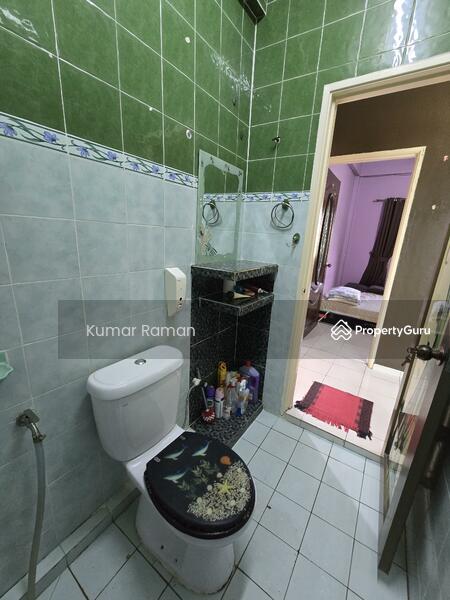 Bathroom 2 View 2