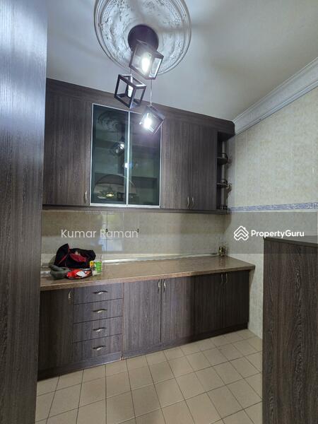 Dry Kitchen View 3