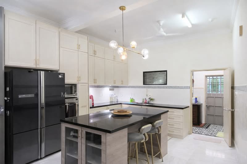 2-storey Terraced House for Sale in Sepang (Selangor) - Mohd Shafik - Kitchen - PropertyGuru.com.my