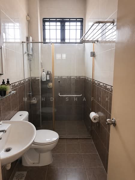 2-storey Terraced House for Sale in Sepang (Selangor) - Mohd Shafik - Bathroom - PropertyGuru.com.my