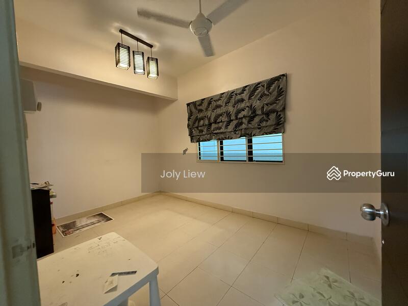 Rumah Teres 3 Tingkat untuk Dijual di Taman Bukit Cheras (Cheras) - Joly Liew - Bedroom - PropertyGuru.com.my