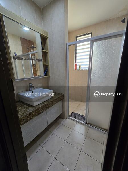 1st Floor Master Room Bathroom View 1