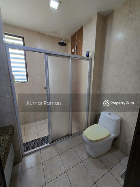 1st Floor Master Room Bathroom View 2