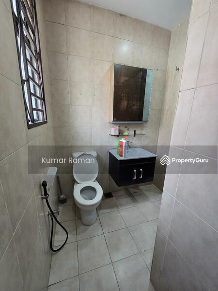 1st Floor Bathroom 3 View 2