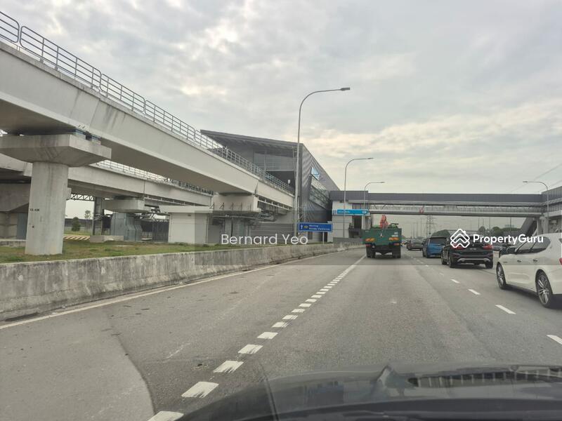 LRT3 station Johan Setia