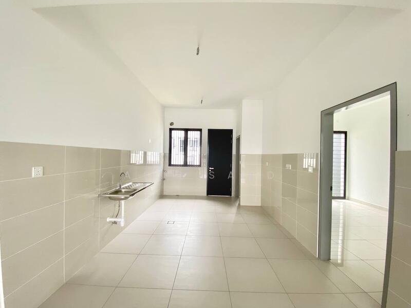 2-storey Terraced House for Sale in Elmina (Shah Alam) - Alif Saad - Kitchen - PropertyGuru.com.my