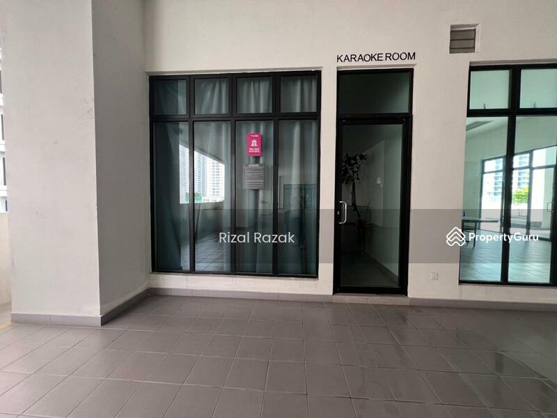 Karaoke Room