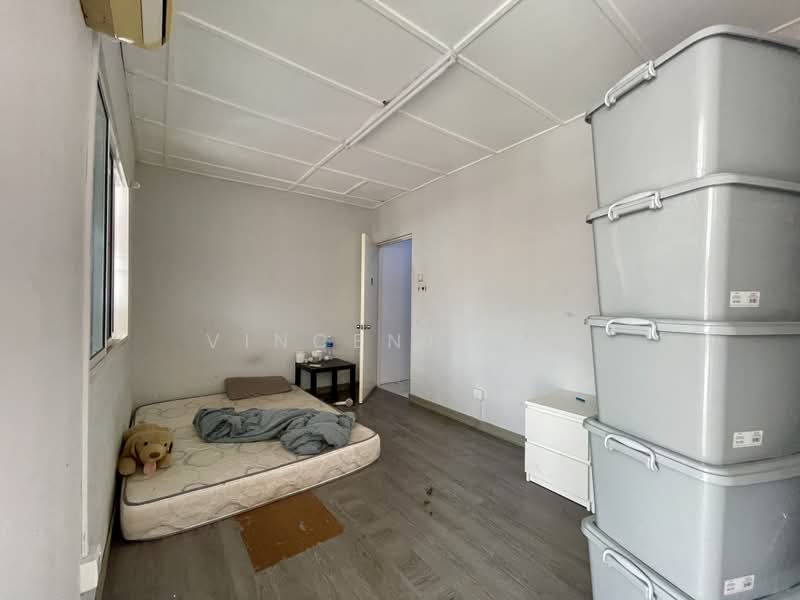2-storey Terraced House for Sale in Taman Kencana (Ampang) - Vincent Tai - Bedroom - PropertyGuru.com.my