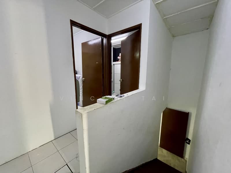 2-storey Terraced House for Sale in Taman Kencana (Ampang) - Vincent Tai - Corridor - PropertyGuru.com.my
