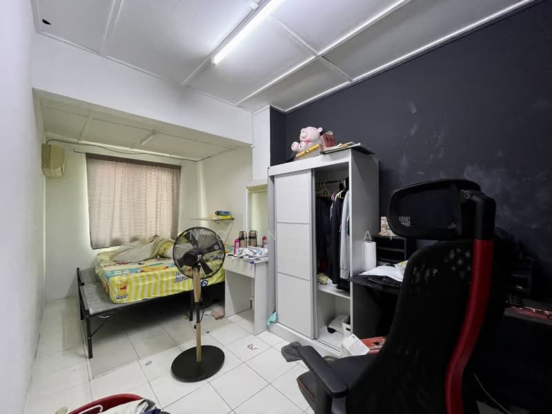 2-storey Terraced House for Sale in Taman Kencana (Ampang) - Vincent Tai - Bedroom - PropertyGuru.com.my