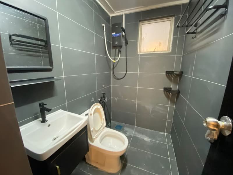 Kondominium untuk Disewa di D'aman Crimson - Amy . - Bathroom - PropertyGuru.com.my