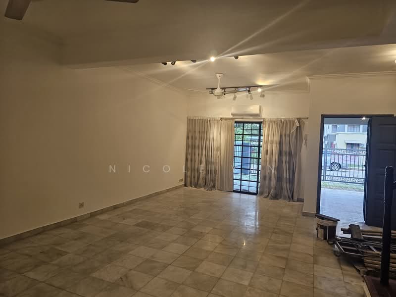 2-storey Terraced House for Rent in Bandar Sri Damansara (Selangor) - Nicole Yan - Living Room - PropertyGuru.com.my