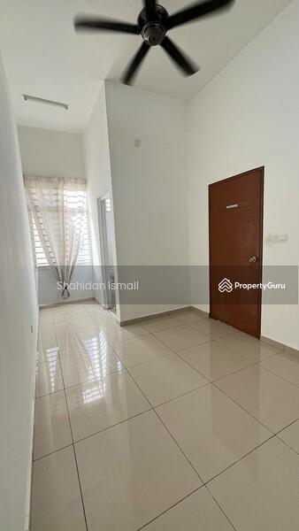 Rumah Teres 2-Tingkat untuk Dijual di Bandar Springhill (Jimah) - Shahidan Ismail - Bedroom - PropertyGuru.com.my