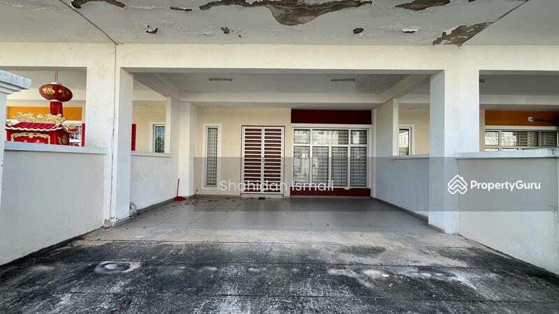 Rumah Teres 2-Tingkat untuk Dijual di Bandar Springhill (Jimah) - Shahidan Ismail - Exterior - PropertyGuru.com.my