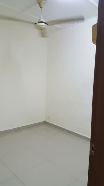 2-storey Terraced House for Sale in Seksyen 25 (Shah Alam) - Esther Ng - Bedroom - PropertyGuru.com.my