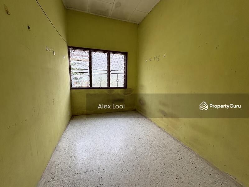Untuk Disewa - Taman Desa Cemerlang Jalan Kekabu 3